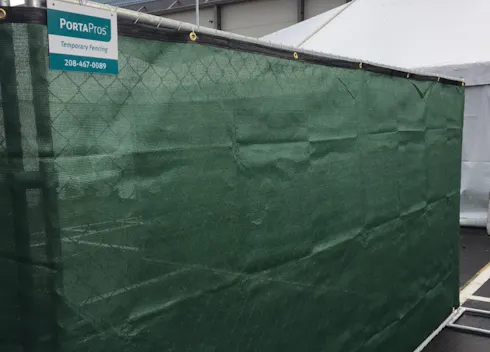 Temporary Fencing Optional Windscreen thumbnail.