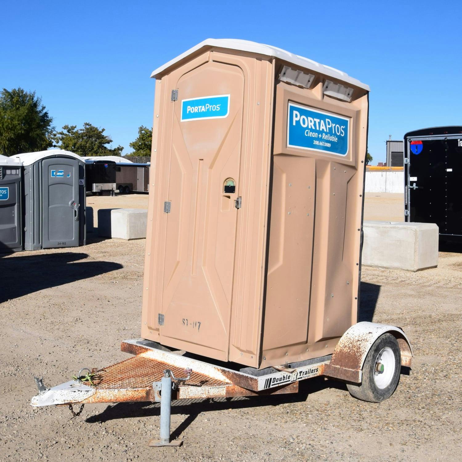 Single Restroom Trailer angle view